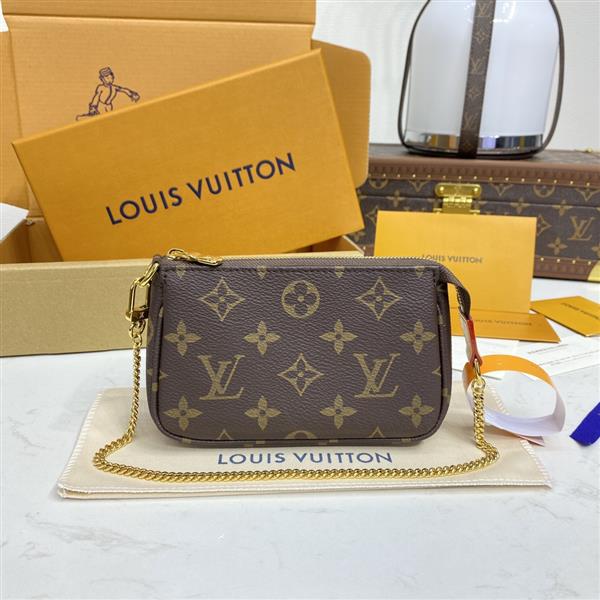 2026122105440636 580